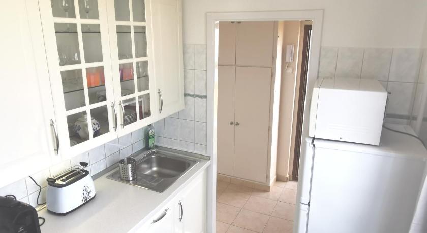 Duna View Apartment - image 15