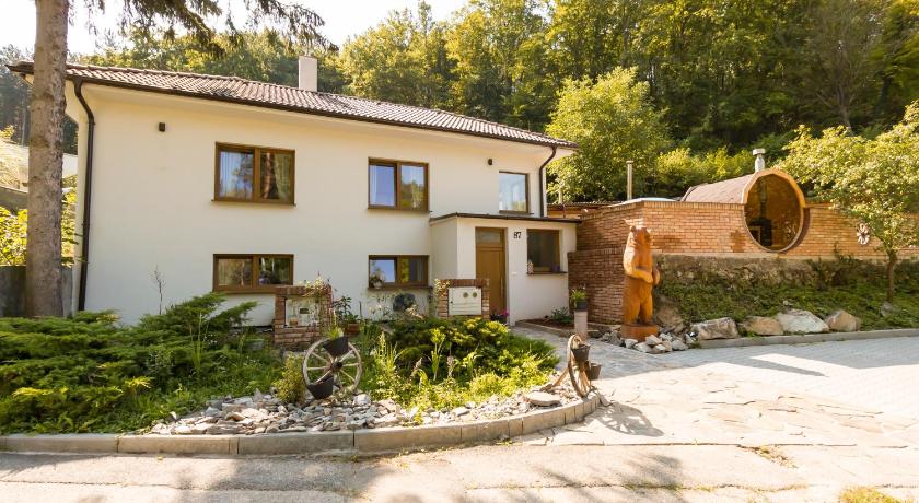 HOLIDAY HOME BODONA — Hotel in Piestany