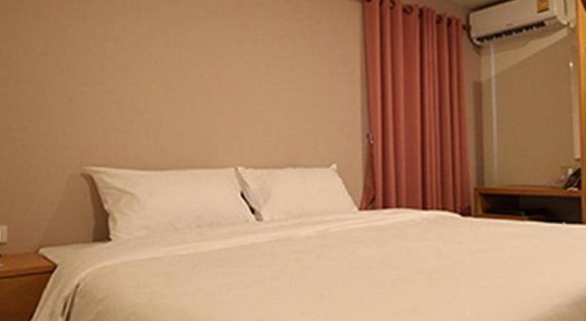 Image of Compact Double Room 1