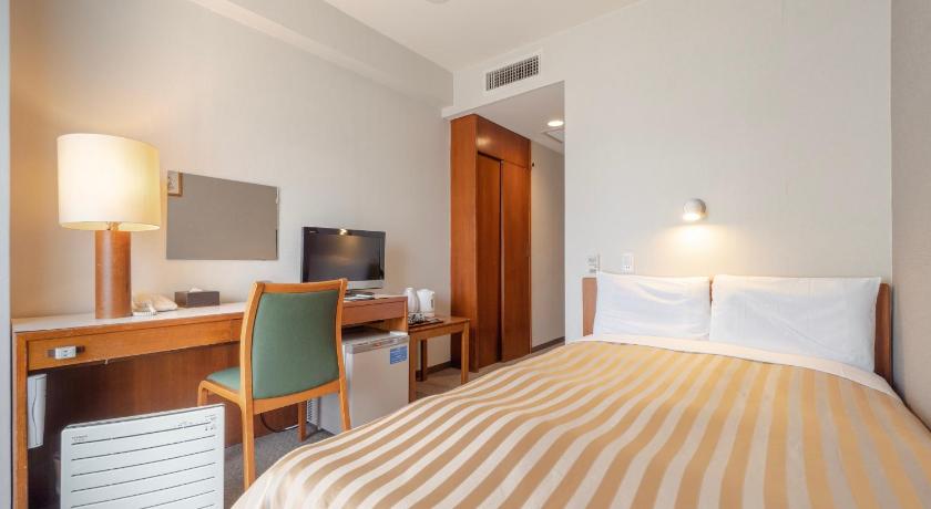 Image of Semi Double Room - Non-Smoking 1
