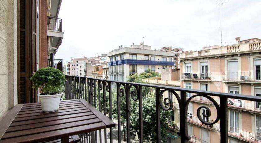 Ondina Suites Sagrada Familia — Hotel in Barcelona