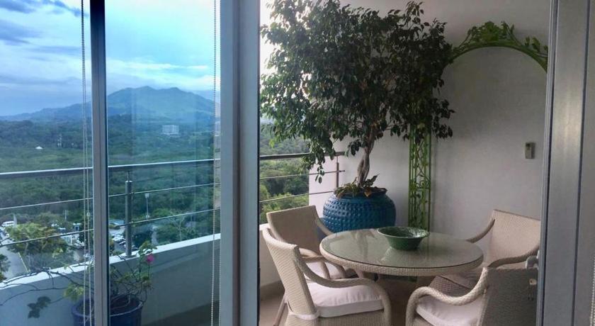 La Casa Bonita 13th Floor Apartment Panama City Deals