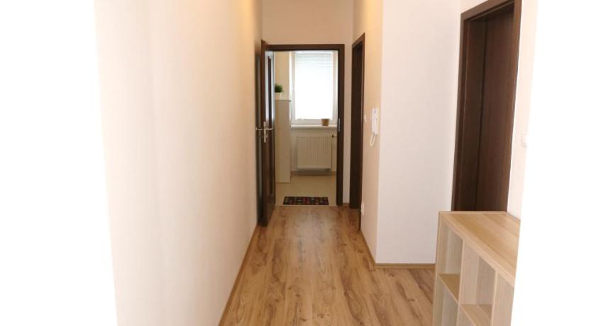 Samorin - apartment in the center - free parking photo