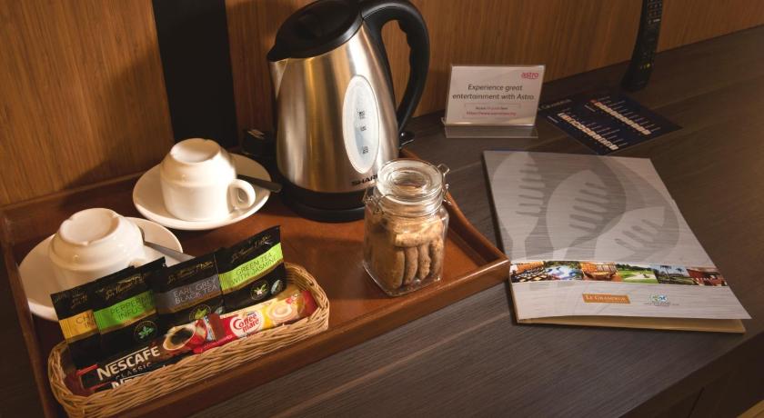 Image of Premier Deluxe Twin Room 10