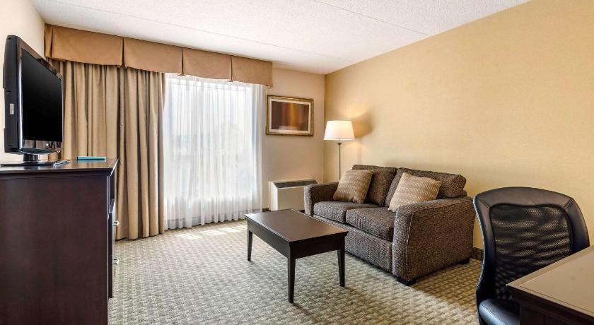 Quality Inn & Suites Brampton