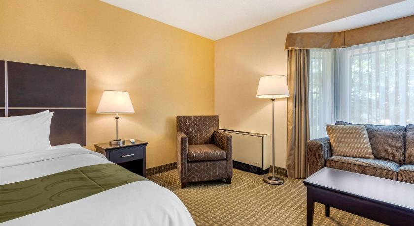 Quality Inn & Suites Brampton