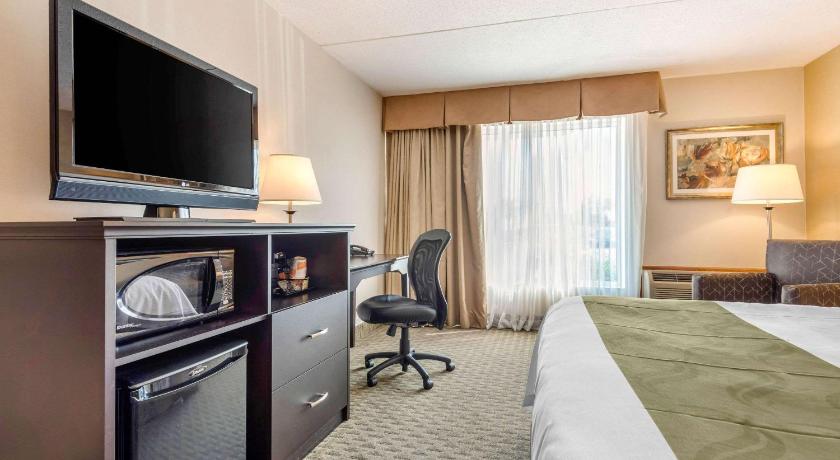 Quality Inn & Suites Brampton