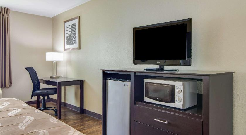 Quality Inn and Suites Canton, GA