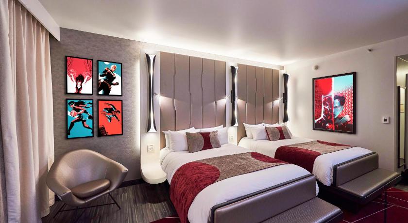 Disney's Hotel New York® - The Art of Marvel