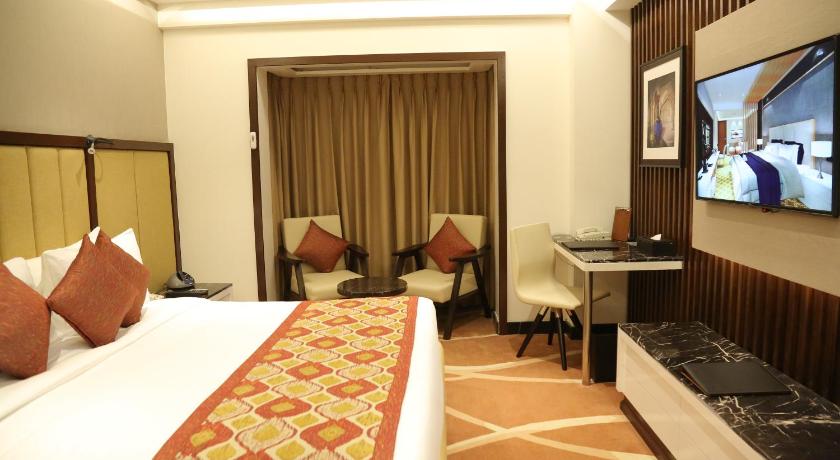 Radisson Lucknow City Center