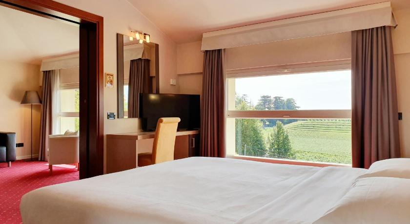 Hotel Ristorante al Giardinetto — Hotel in Colle Umberto
