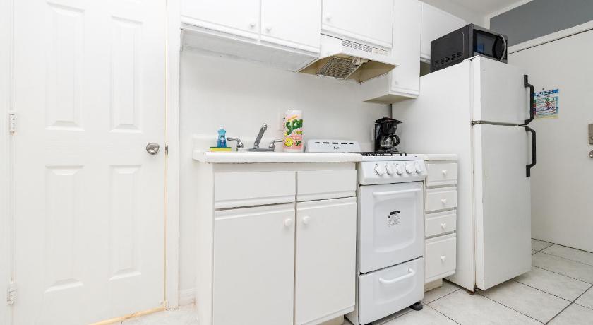 Ocean Drive Beach Apartments photo