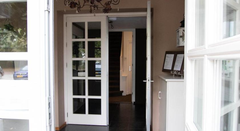 アーネム De Vier Linden 3つ星 ホテル スイート