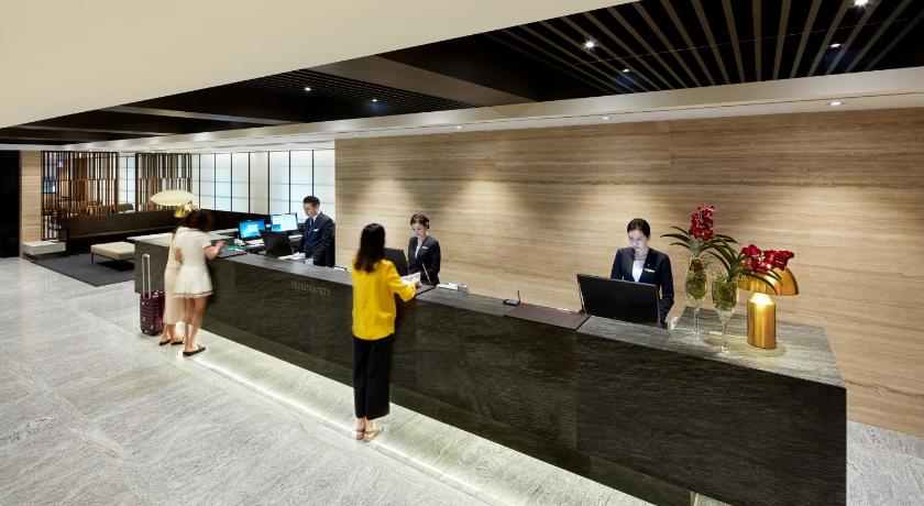 서울 호텔 피제이 명동 (Hotel PJ Myeongdong) 4성급 호텔 로비