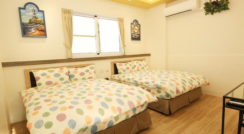 Image of Superior Twin Room 0