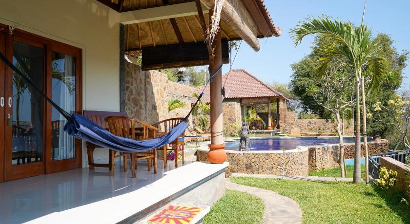 Bamboo Bali Hill Bungalows photo