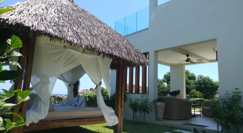 Villa Kintana Naka photo
