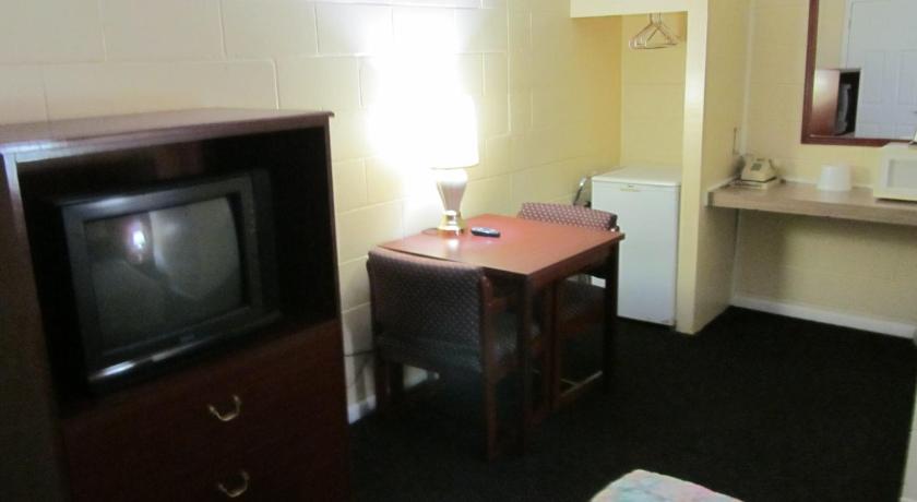 Relax Inn - Cottage Grove photo
