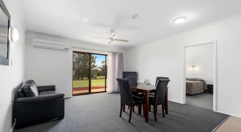 Comfort Inn & Suites Riverland