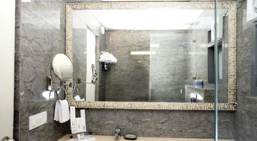 Image of Maharani Suite 8