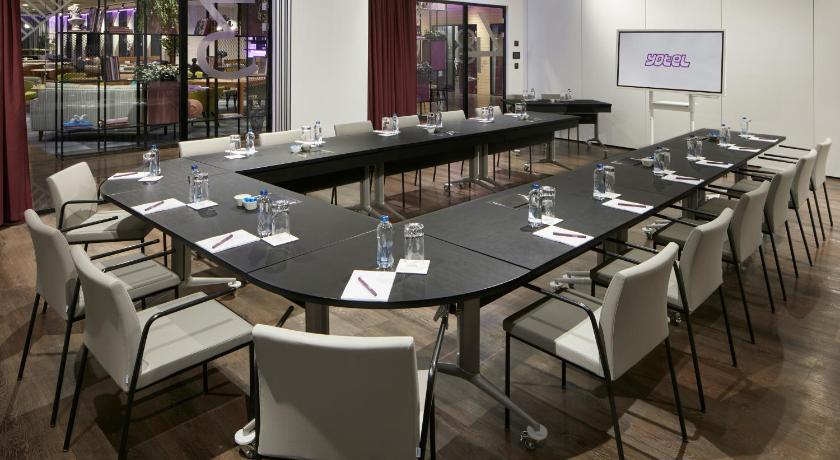 YOTEL Istanbul Airport (Landside) - image 14