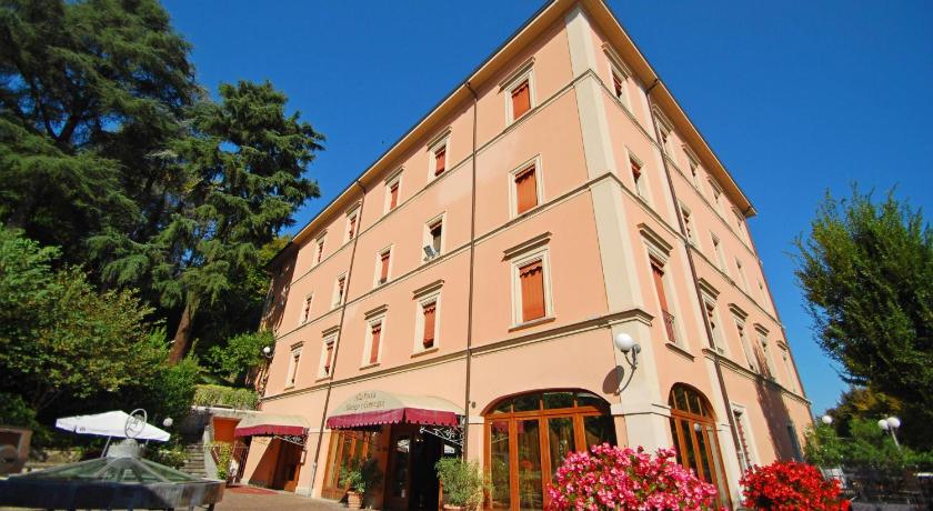 Hotel Alla Rocca Conference & Restaurant photo
