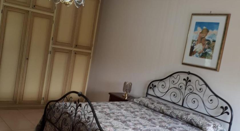 리냐노 갈가니코 B&B Porta del Gargano 3星级 酒店 客房