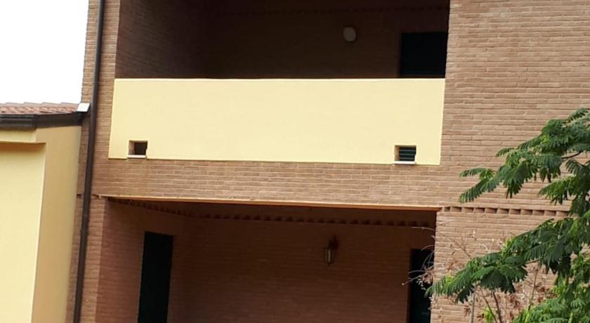 리냐노 갈가니코 B&B Porta del Gargano 3つ星 ホテル 外観