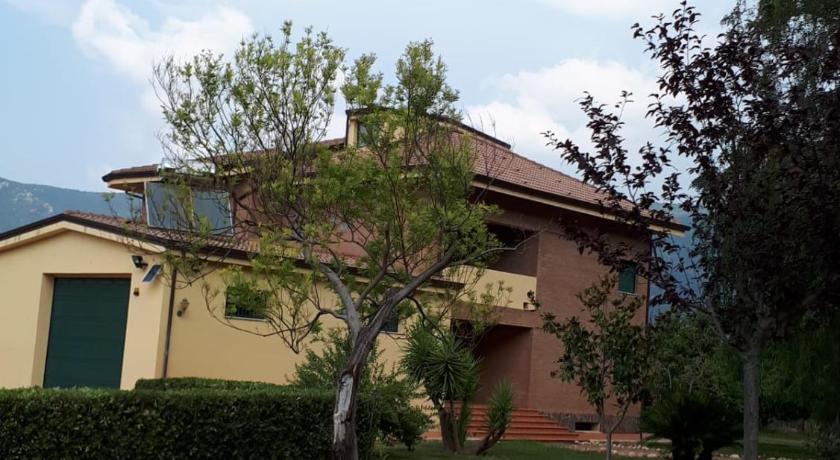 리냐노 갈가니코 B&B Porta del Gargano 3つ星 ホテル プール