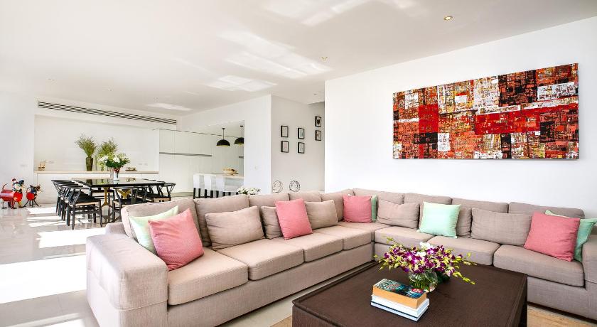 Image of Four-Bedroom Seaview Villa with Private Pool 6