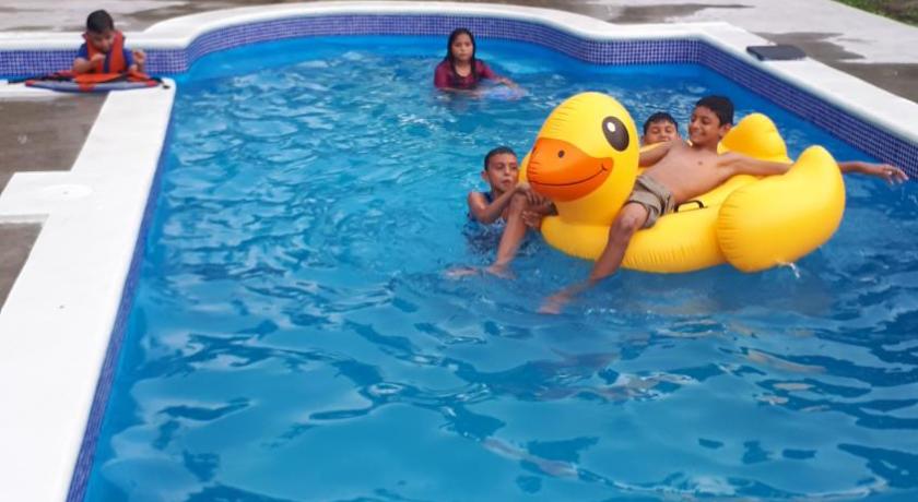 Swimming pool, Hostal Nathaly in La Paloma