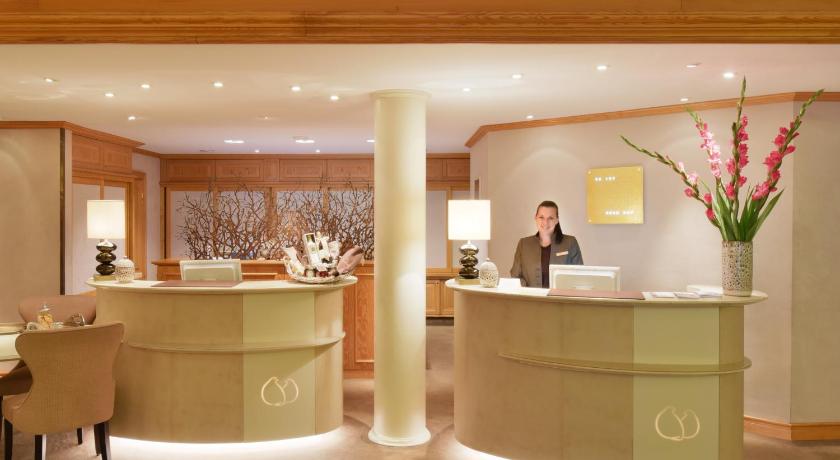 Hotel Landhaus Wachtelhof photo
