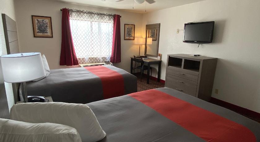 Guest House Inn Medical District near Texas Tech Univ photo