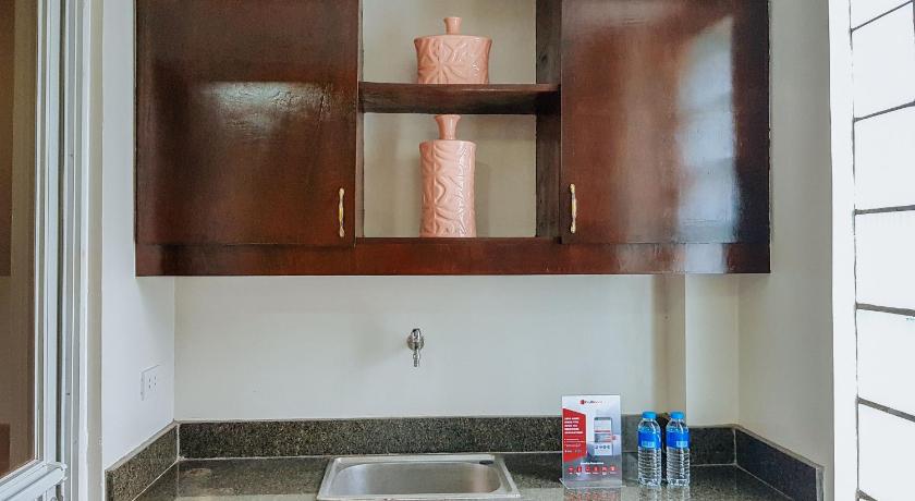 Image of Premium Queen Room 8