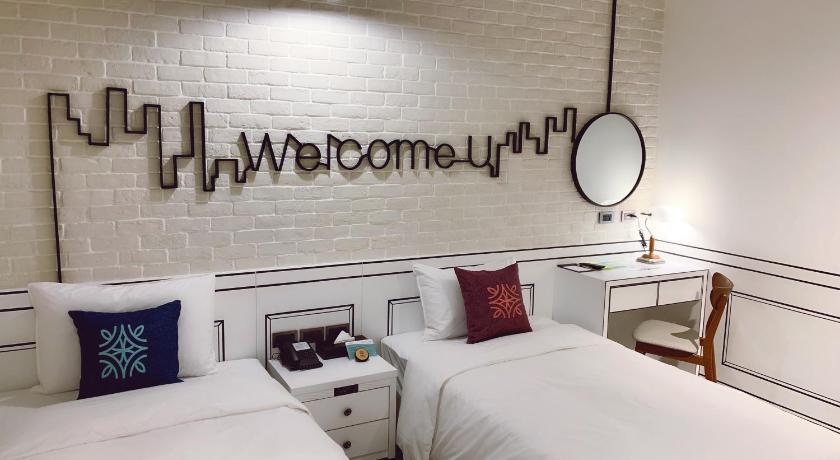Image of Standard Room Twin 6