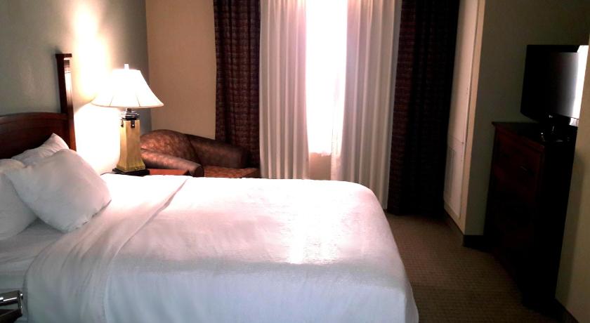 WeStay Suites - Covington/Mandeville photo
