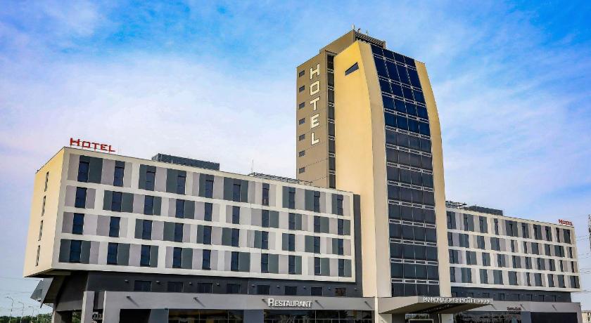 Pannonia Tower Hotel photo