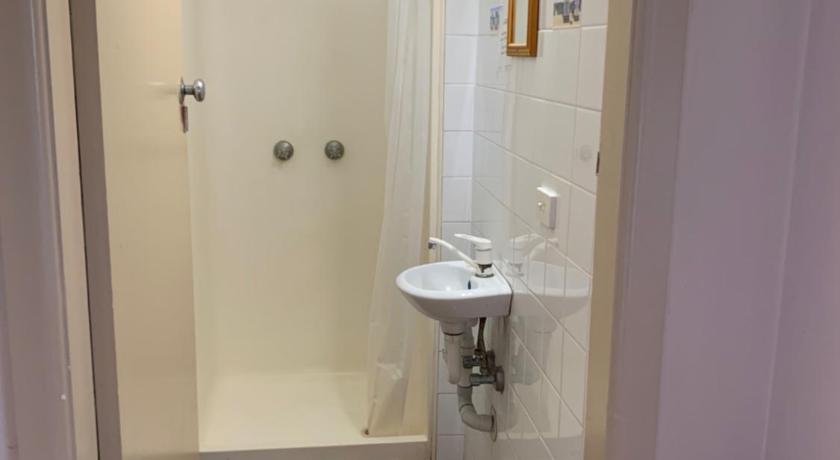 Image of Single Room with Shared Bathroom 1