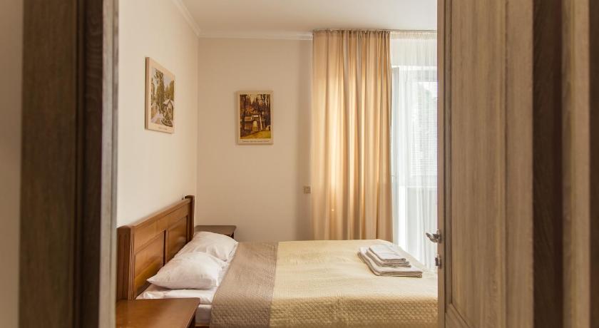 Villa ZHANNA Central park — Hotel in Truskavets