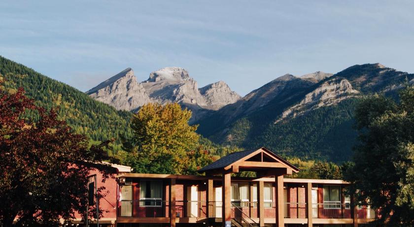 Canadas Best Value Inn & Suites Fernie