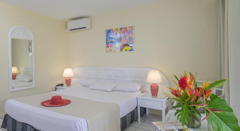 Canella Beach Hotel photo