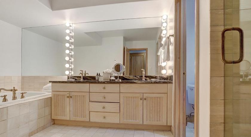 Amazing 2 Br Unit In Beaver Creek- Out Of A Western Movie Condo photo