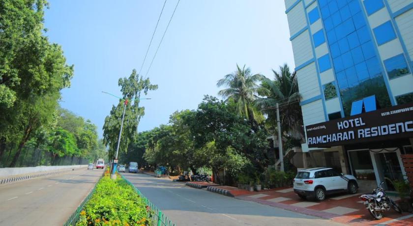 Hotel Ramcharan Residency