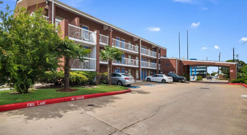 Motel 6-Houston, TX - Brookhollow