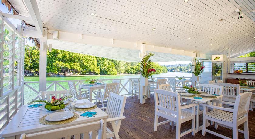 Tropicana Lagoon Resort - image 8
