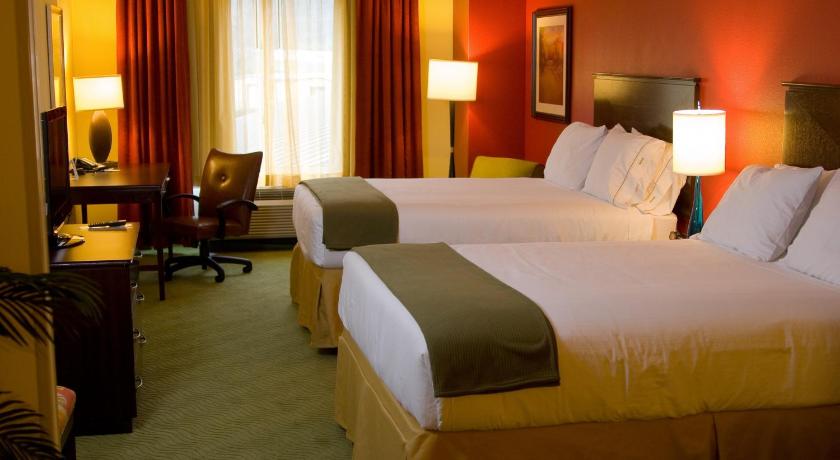 Holiday Inn Express Hotel & Suites Spartanburg-North