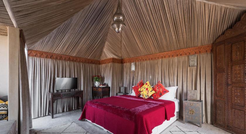 Image of Junior Suite Double or Twin Bed 1