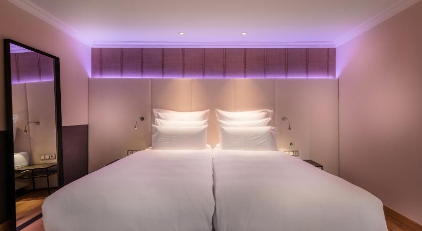 Image of Superior Double Room 8