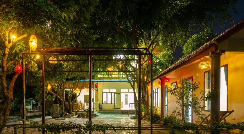 Hang Mua Central Homestay - image 41