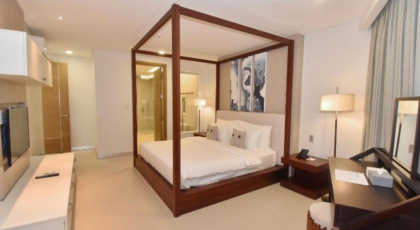 Image of Premier Suite Two Bedroom Pool view 6